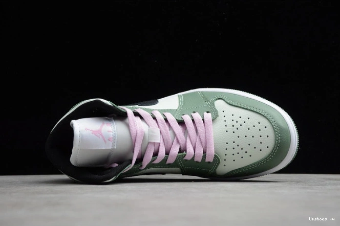 CZ0774-300 1 Jordan Mid Green Dutch 0719